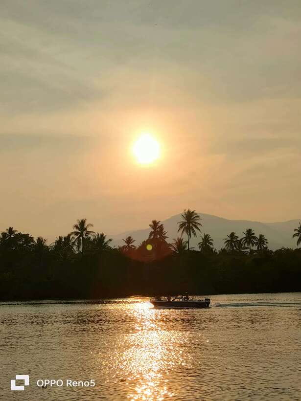 Kayaking tour around green cathedral - Who will enjoy this kayak trip most