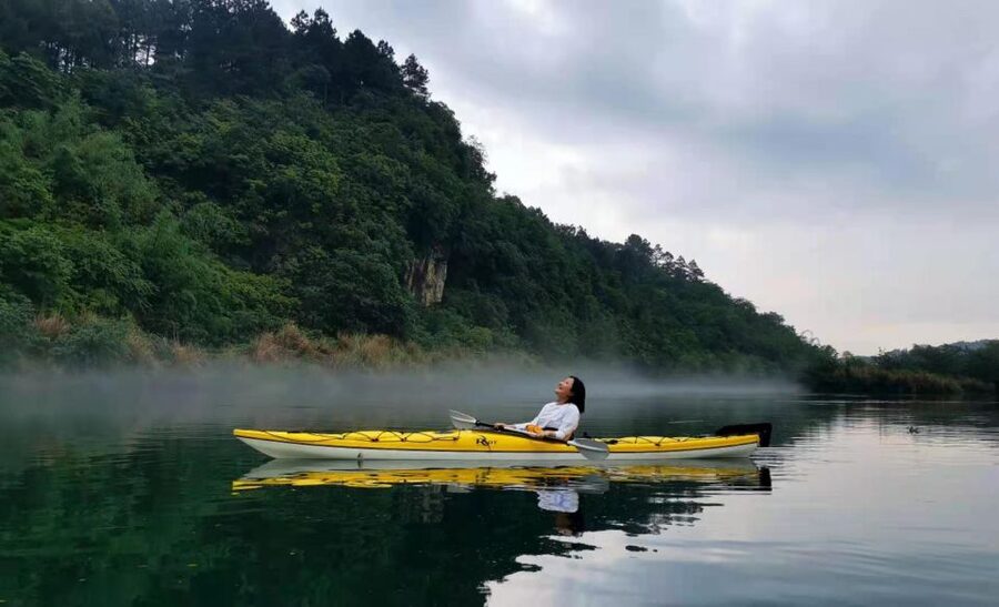 Kayaking tour with Local Guide( dry suit for winter) - Equipment, clothing, and winter conditions