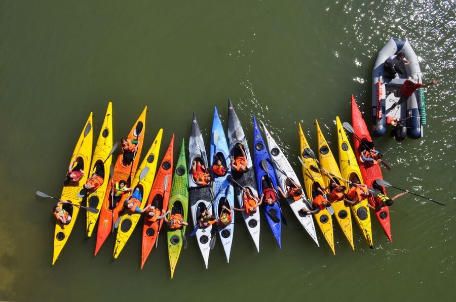 KayakTour or Rental+Premium Gear+QuickIntroCourse+Help - Starting at Kayak Sevilla