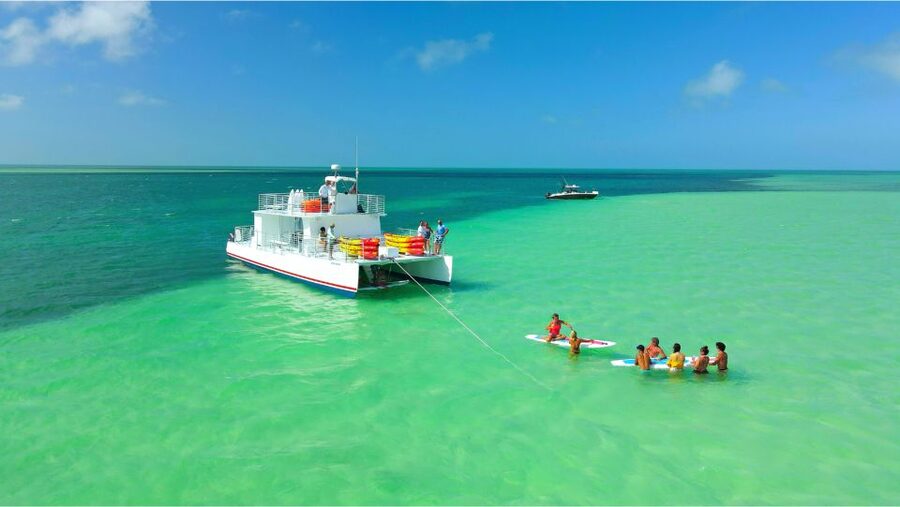 Key West: Sandbar Excursion & Kayak Tour with Lunch & Drinks - Lunch with Cuban sandwiches and plenty of choice