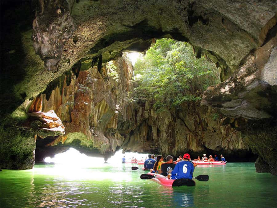 Khao Lak: James Bond Island & Canoeing Tour by Longtail Boat - Lunch at the stilted village of Ko Panyi