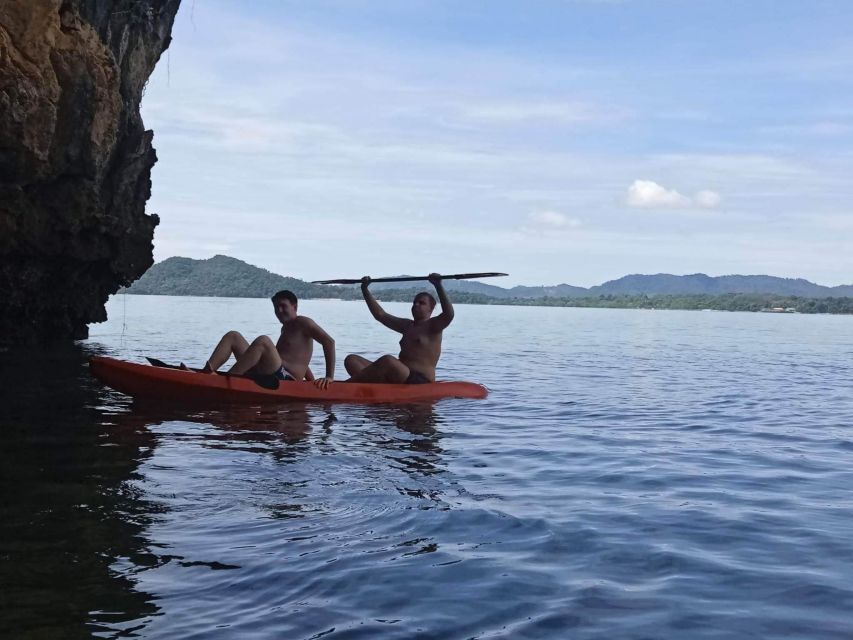 Ko Lanta: Half-Day Kayaking Koh Phee & Koh Talabeng 2 Caves - Kayaking around Koh Talabeng