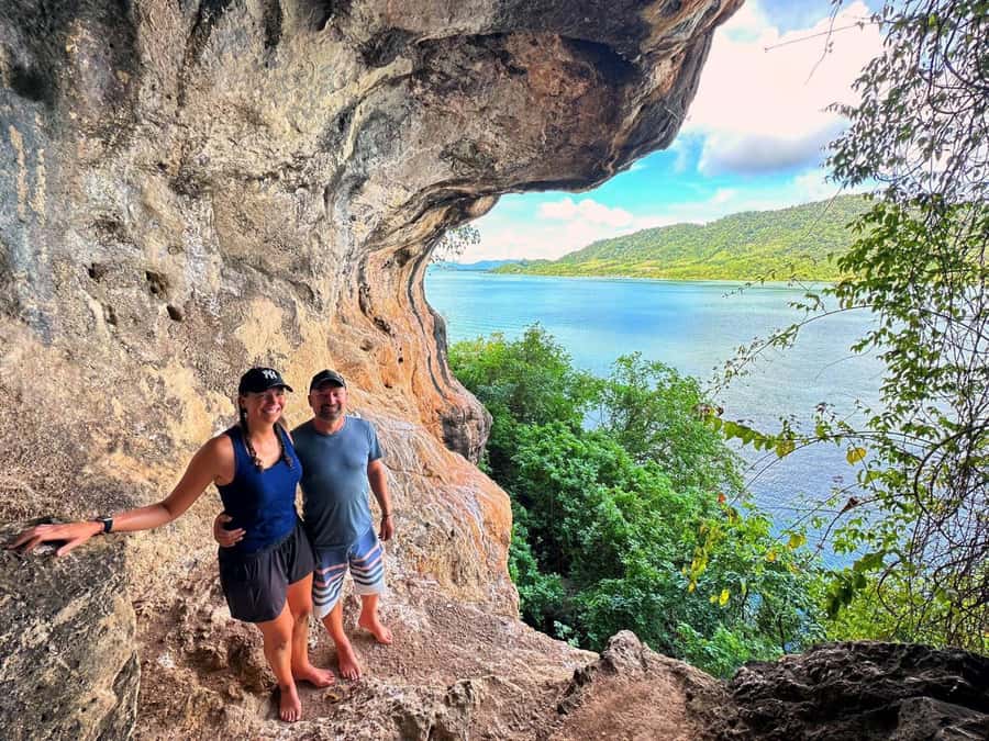 Ko Lanta: Half-Day Kayaking Koh Phee & Koh Talabeng 2 Caves - Through the mangroves by longtail boat