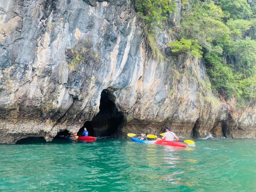 Ko Lanta: Mangrove Kayaking, Ko Talabeng, & Skull Island - Skull Island and the climb into the cave