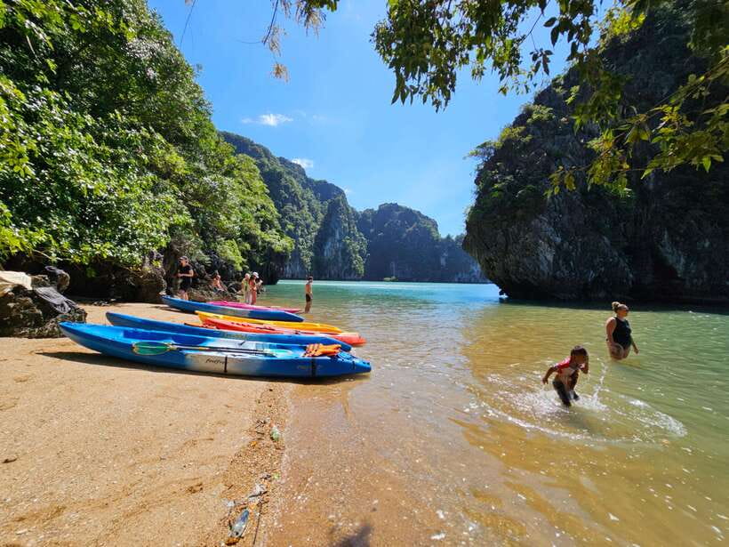 Koh Lanta: Kayaking and Longtail Boat Tour (Half day) - Why Koh Talabeng is the main event