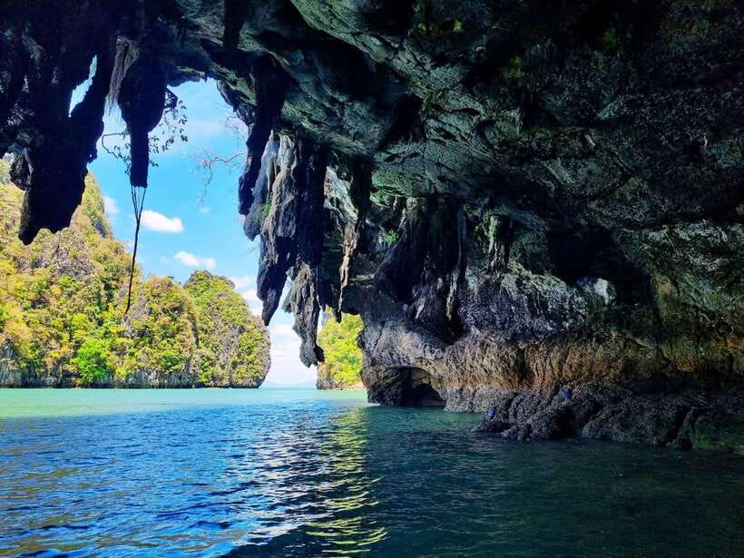 Koh Lanta: Sea Cave Kayaking and Talabeng Island Tour - Guide quality and the feel of the day