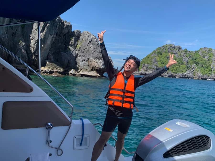 Koh Samui: Angthong Marine Park Speedboat Tour with Kayaking - Koh Sam Sao, Stonebridge, lunch, and a short paddle