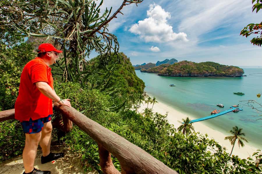 Koh Samui Premium Ang Thong Kayaking & Snorkeling with Lunch - Crowds, comfort, and the pace of the day