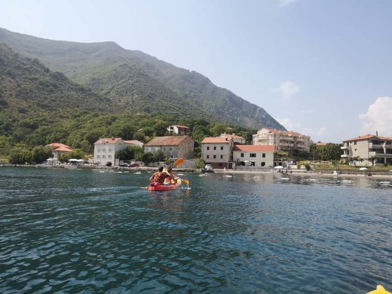 Kotor: Guided Kotor Bay Kayaking Tour - The first 50 minutes: Kotor to Prčanj