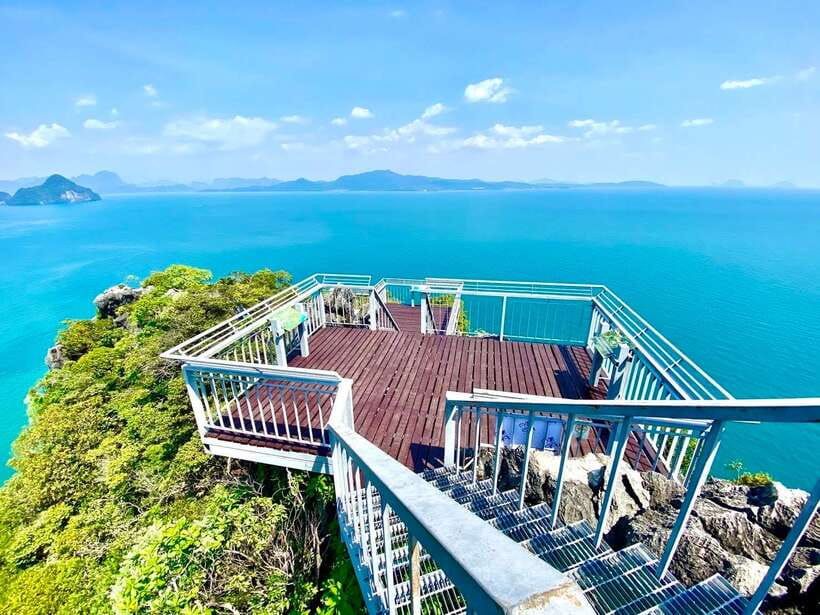 Krabi: Hong Island Longtail Boat & Kayak Tour w Buffet Lunch - Hong Lagoon and the mangrove forest