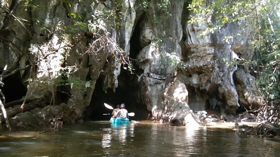 Krabi: Klang Cave, Bangtong Temple with Bor Thor Kayaking - Bang Tong Temple and its royal connection