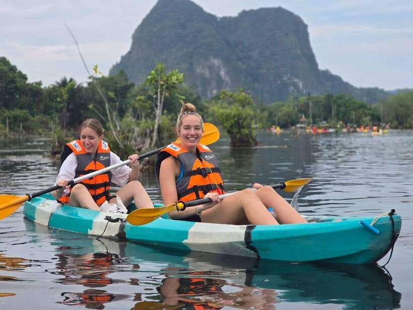 Krabi: Klong Root (Crystal lake) Kayaking tour - Fruit, fish feeding, and the pineapple stop