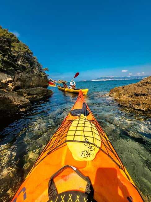 La Ciotat: Calanques National Park Guided Kayak Tour - Île Verte, the first major stretch of open water
