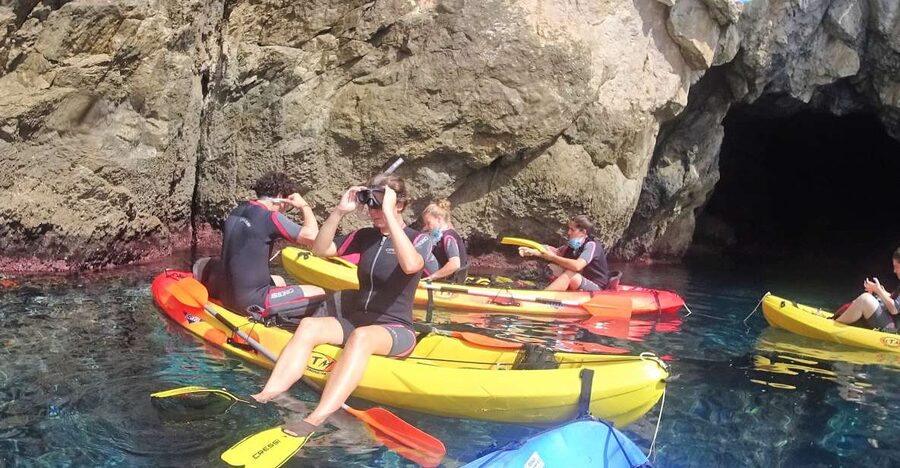 La Herradura: Cerro Gordo Natural Park Kayak & Snorkel Tour - Starting at Activ8You on La Herradura beach