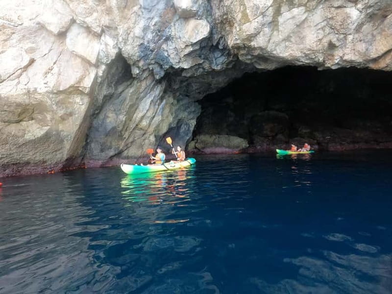 La Herradura: Kayak & Snorkel Tour Maro-Cerro Gordo Reserve - Who will enjoy this La Herradura trip most