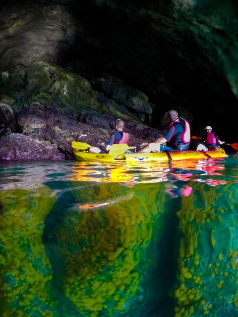 La Herradura: Kayak Tour in Cerro Gordo Natural Park - What to bring for a comfortable paddle