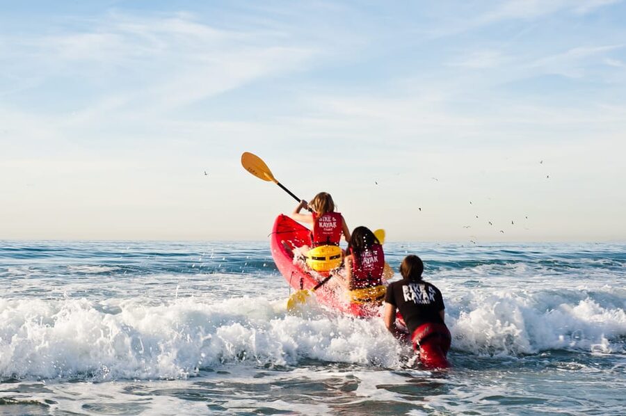 La Jolla: Sunset Kayak Tour of the 7 Caves - The Main Caution: Confirm the Departure
