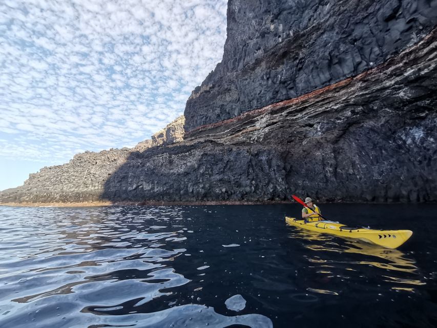 La Palma: Cueva Bonita Kayaking Tour - Why the small group matters