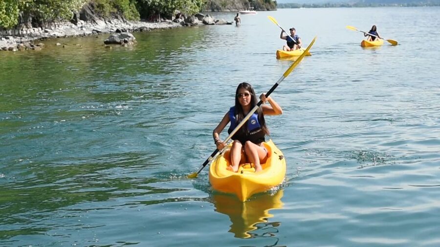 Lake Iseo: Baia del Bogn Kayak Tour - Paddling across Lake Iseo to the inlet