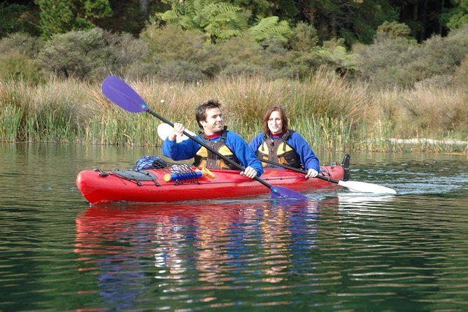 Lake Rotoiti Evening Kayak Tour including Hot Springs, Glowworm Caves and BBQ Dinner - The hot pools and the chance to swim
