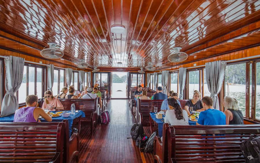 Lan Ha Bay - Kayaking 1 Day on cruise - What the $33 price really covers