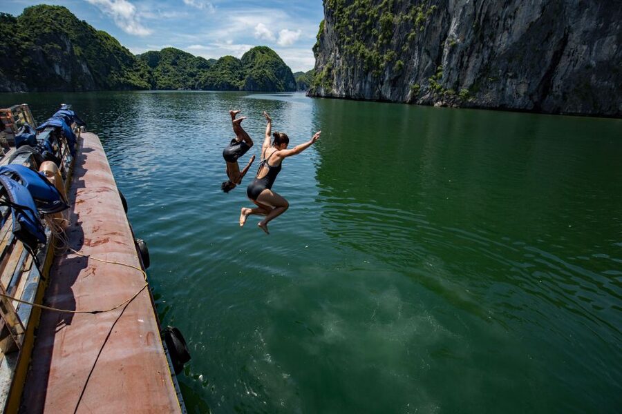 Lan Ha Bay: Kayaking and Cruise - Who will enjoy this Lan Ha Bay day most