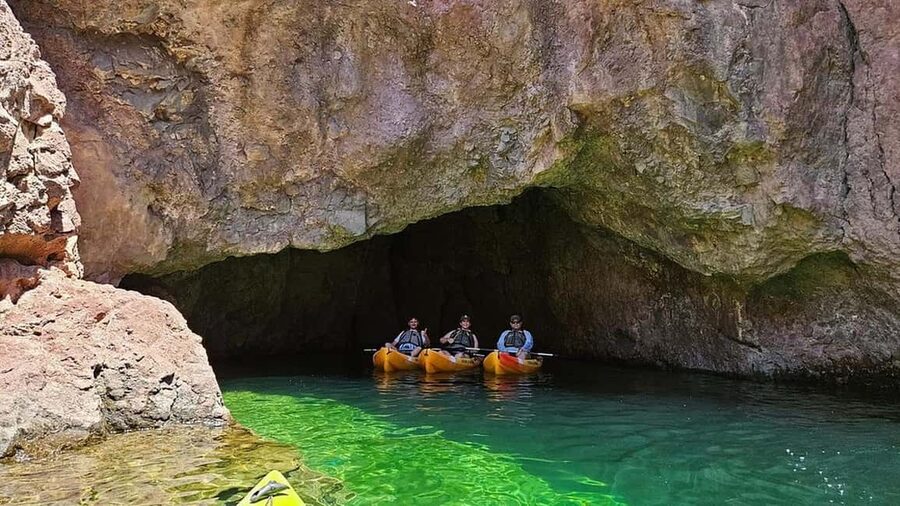 Las Vegas/Willow Beach: Guided Kayak Tour to Emerald Cave - The 15-minute safety briefing