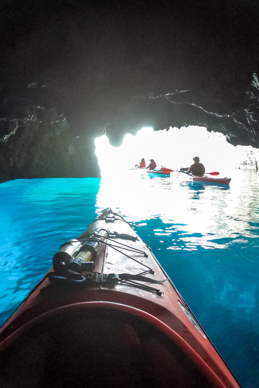 Lefkada: Blue Cave Kayak Tour with a Taste of Greece - The secluded beach picnic