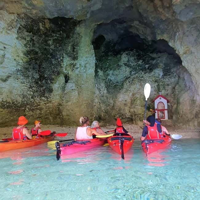 Lefkada:Nydri, Scorpios Kayak Odyssey Island Hopping - What the $76 price includes