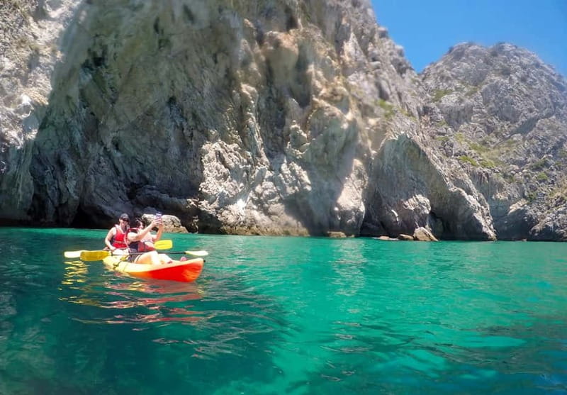 Lisbon: Arrabida Park Kayak Tour with Beach Picnic - Two hours along cliffs, caves, and clear water