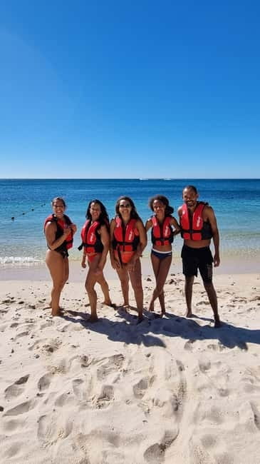 Lisbon: Kayaking & Snorkeling Tour with photos included - Sea caves, rock formations, and a little history