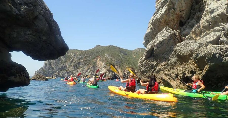 Lisbon: Sesimbra Kayak Discovery Experience - At a glance