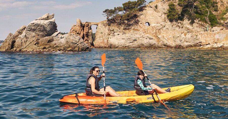 Lloret de Mar: Costa Brava Kayak Tour and Swimming - A clear-water cove and the mid-tour swim