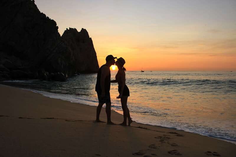 Los Cabos: Kayak to The Arch & Snorkel + Transport & Photos - Pelican Rock snorkeling in a protected-feeling setting