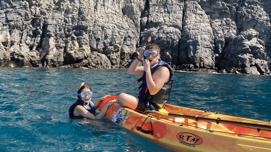 Los Cristianos: Kayak & Snorkel Tour with turtles and photos included - Practical preparation for the morning