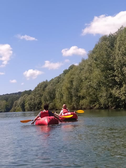 Lucca: escursione soft in Canoe - One hour on the Serchio River