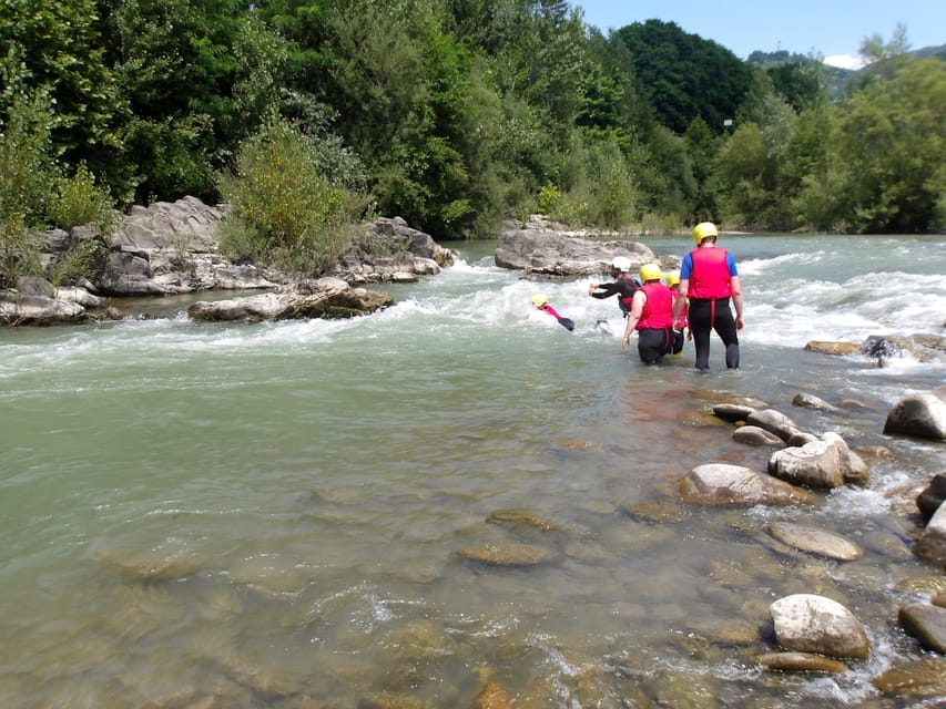 Lucca: kayak nel torrente Lima - A hands-on way to meet the Lima River