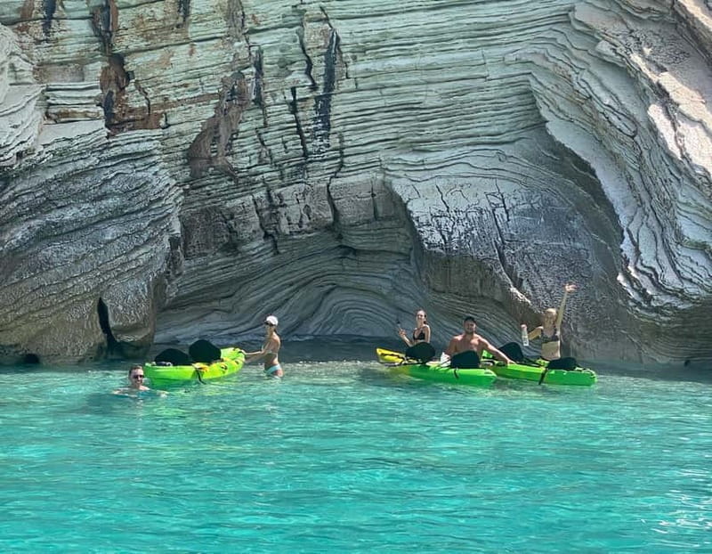 Lukova - Kroreza secret beaches and caves: Kayak & SUP Tour - The paddle back to Lukova