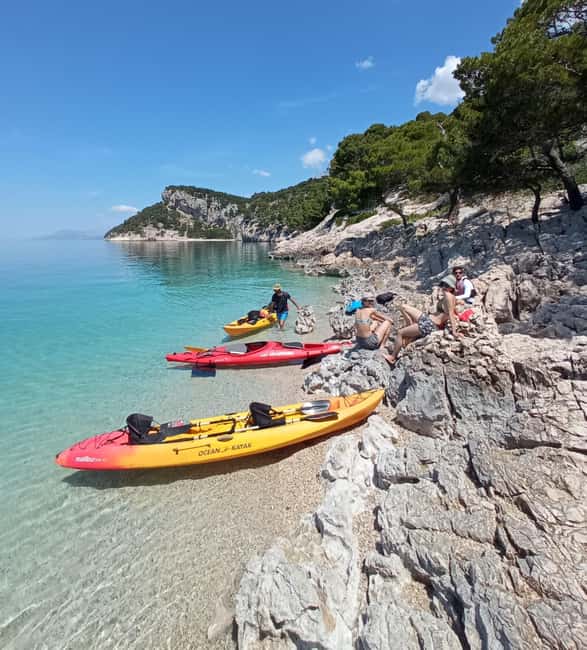Makarska: Guided Sea Kayaking Tour with Snorkeling Stop - Swimming, snorkeling, and cliff jumping