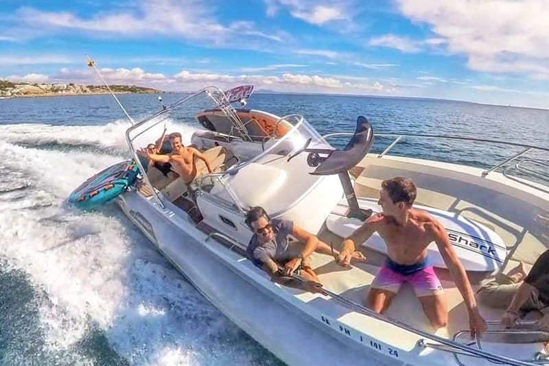 Mallorca: Private Watersports Boat. LUNCH Drinks SUP, Tubing - What the crew adds to the day