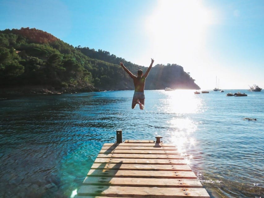 Mallorca: Sa Calobra / Cala Tuent with Snorkeling and SUP - Paddleboards and snorkeling make the coves more interesting