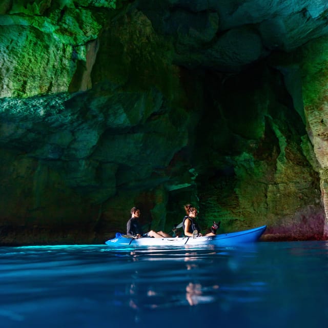 MENORCA: Kayak cave route + photo session. - Entering Cova d’en Xoroi From the Water