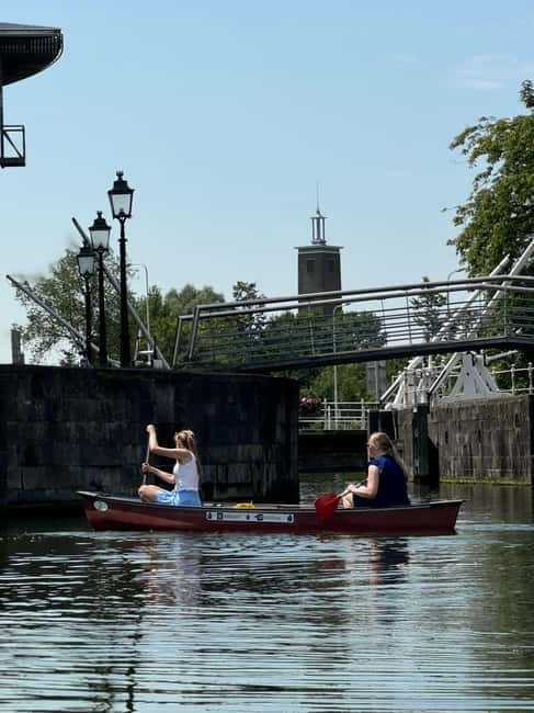 Middelburg: Canoe or SUP Rental City Centre - Paddling through Middelburg’s calm canals