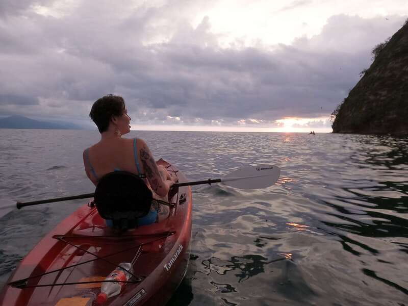Mismaloya: Los Arcos Bioluminescent Waters Kayak & Cave Tour - Kayak or paddleboard: which should you choose?