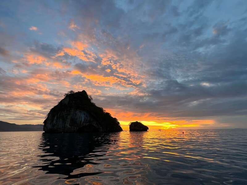 Mismaloya: Los Arcos Bioluminescent Waters Kayak & Cave Tour - Who should book this tour?