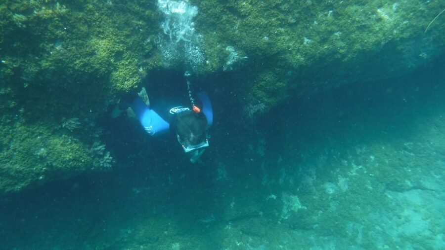 Mogán: Guided Kayak to Caves and Snorkeling Tour - The secret beach and one hour in the water