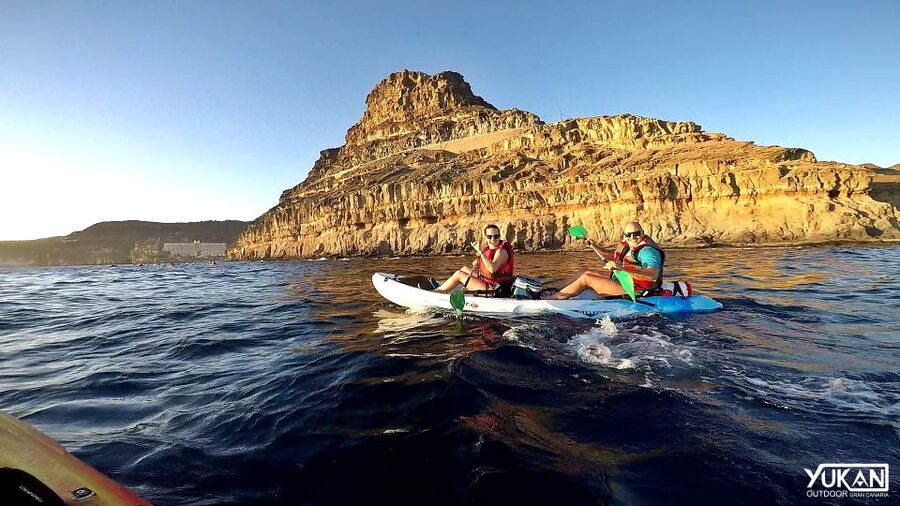 Mogán: Guided Kayak to Caves and Snorkeling Tour - Meeting at Taurito Beach