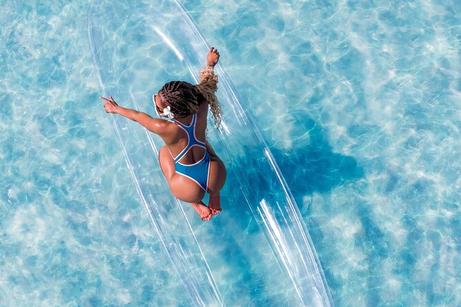 Montego Bay Clear Kayak Private Photography - Why the clear kayak makes this photo session different