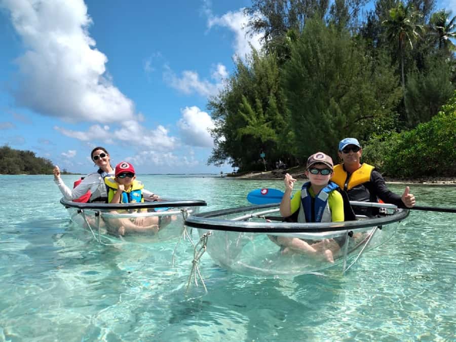 Moorea: Hauru Lagoon 3-hour Guided Kayak Tour with Snack - Looking through the clear kayak