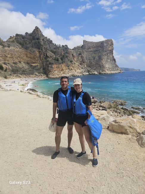 Moraig: Kayak Excursion to Moraig & Cave peces-testos - Cala Testos, the quieter second stop